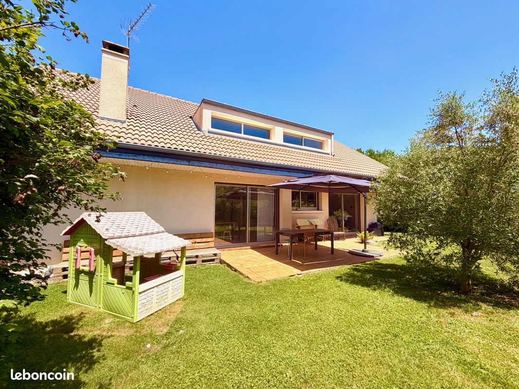Maison 5 pièces 158 m² · à Tarbes · 158 m² · 310 000 €