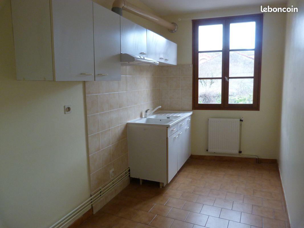 Appartement t2 1er etage - Villeneuve-sur-Lot 47300 (image principale 0)