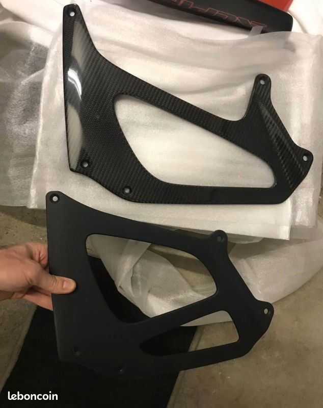 Réhausseurs aileron arrière carbone Salter Aéro Porsche 991 GT3 RS ou GT2 RS (image 3)