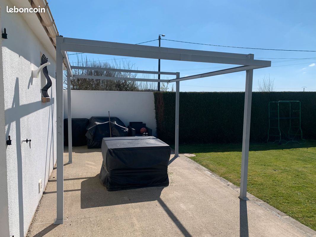 Pergola (image 1)