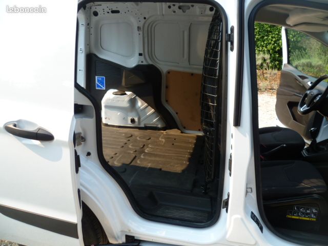 Ford transit courrier tdci 101ch trend 07/2020 49300km (image 8)