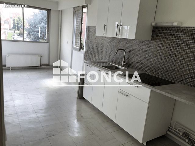 Appartement 3 pièces 82 m² · à Lille · 82 m² · 966 €/mois