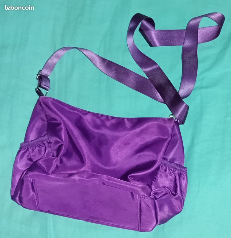 Sac à main bandoulière fushia (image 1)
