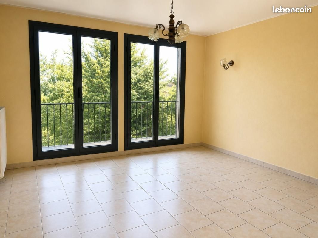 Appartement 3 pièces 67 m² · à Aix-en-Provence · 67 m² · 249 000 €