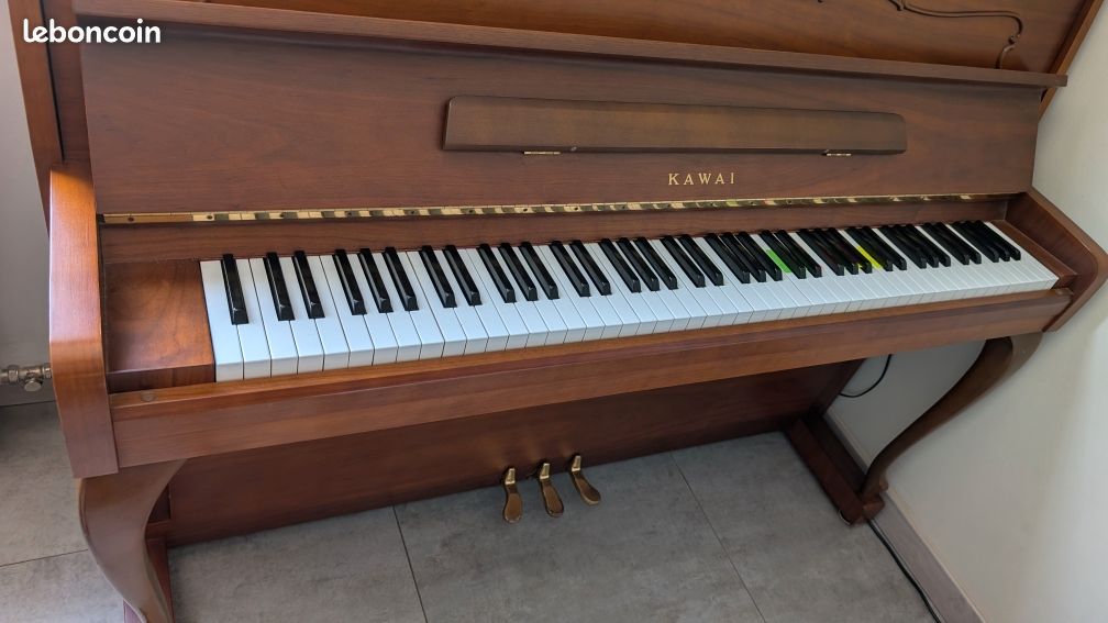 Piano kawai c 107 (image 1)