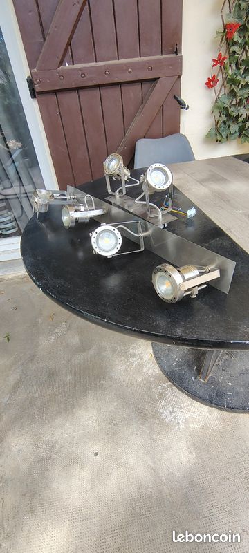 Plafonnier en spot encastrable (image 2)