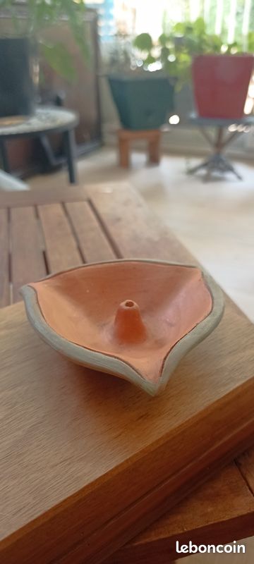 Porte encens poterie artisanale (image 1)
