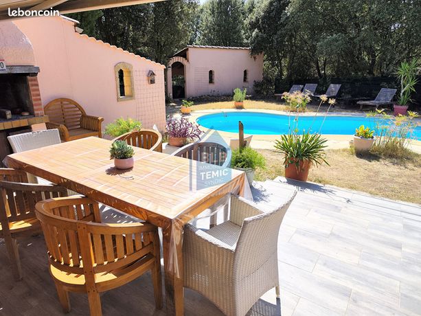 Villa 5 pièces 222 m²