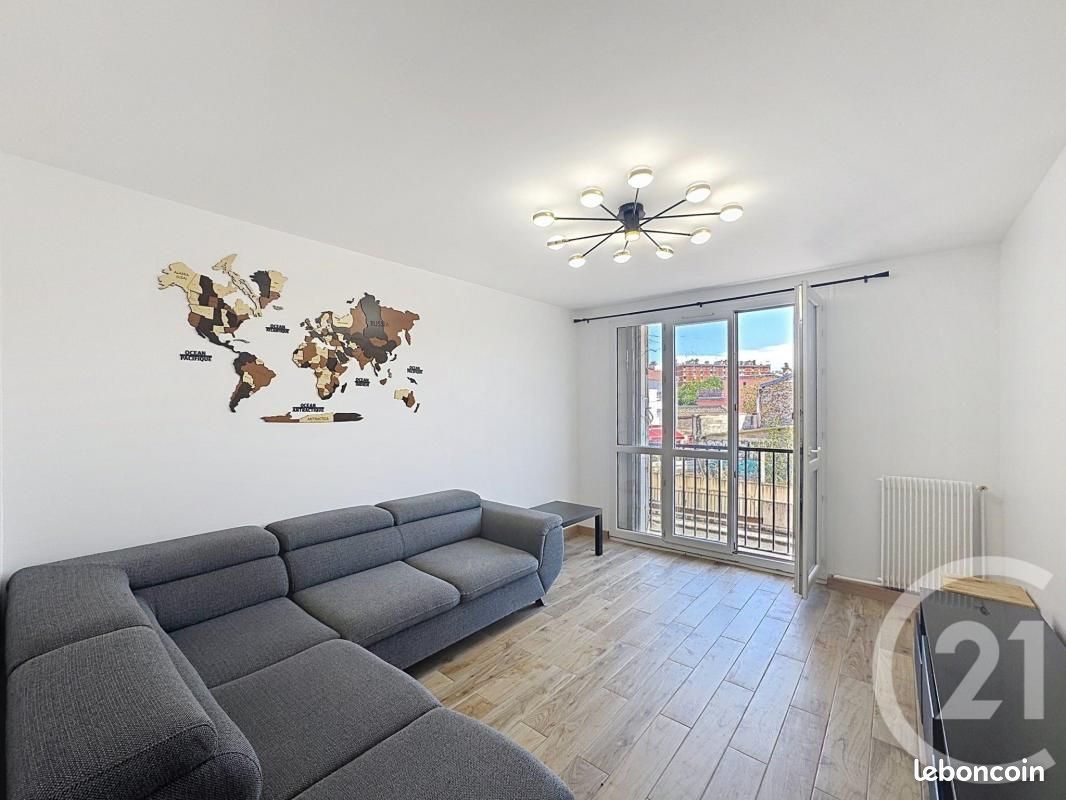Appartement 3 pièces 55 m² · à Ivry-sur-Seine · 55 m² · 1 384 €/mois