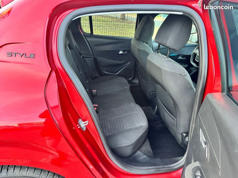 Peugeot 208 1.2 PURETECH 75CH S&S STYLE (image 18)