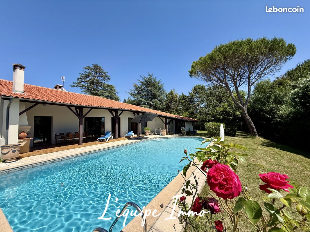Maison 7 pièces 204 m² · à Gimont · 204 m² · 449 350 €