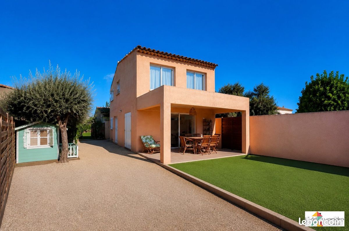 Maison 3 pièces 64 m² · à Saint-Maximin-la-Sainte-Baume · 64 m² · 325 000 €