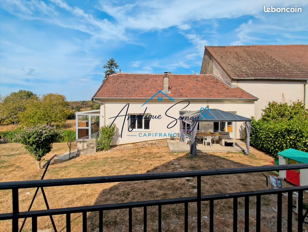 Maison 4 pièces 117 m² · à Mantry · 117 m² · 139 000 €