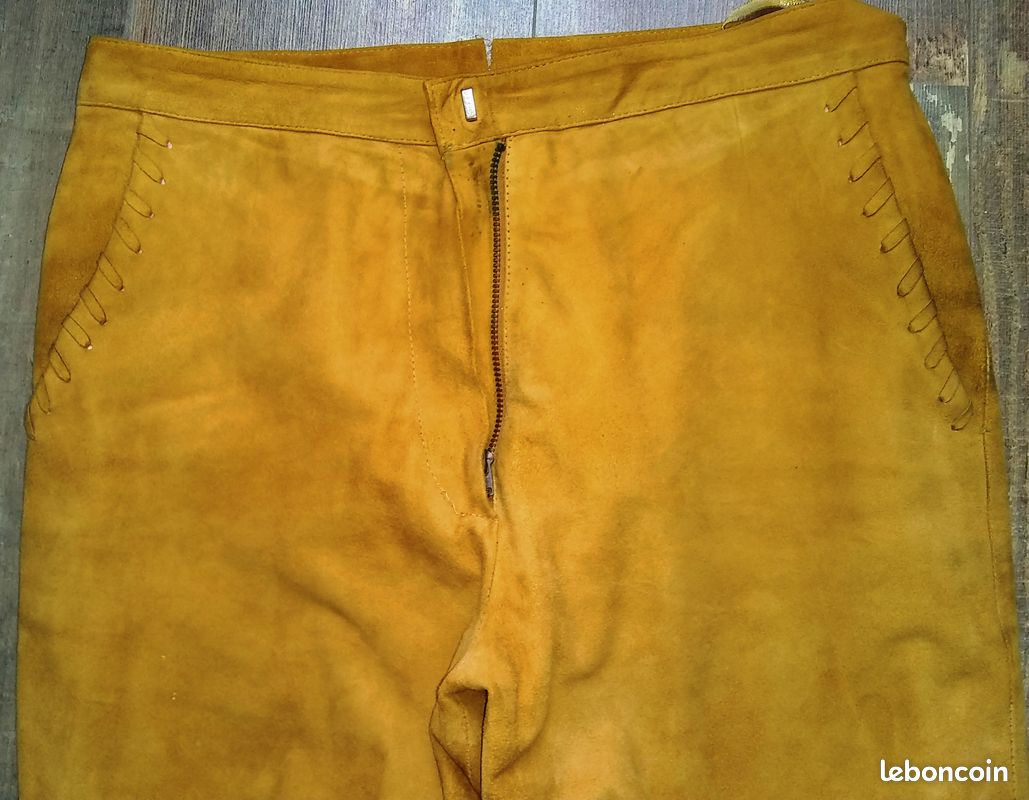 Pantalon en peau doublé soie Taille 36 (image 2)