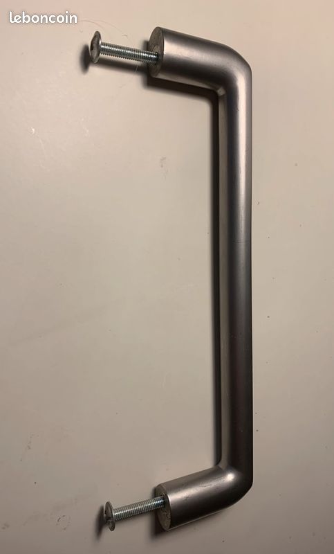 Poignées de placard entraxe 16cm (image 4)