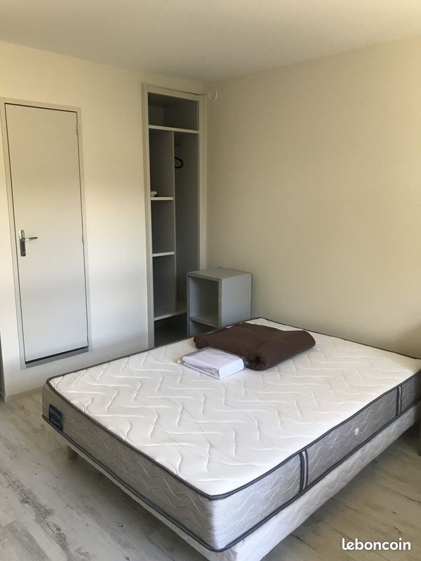 Appartement 1 pièce 17 m² - Poitiers 86000 (image principale 1)