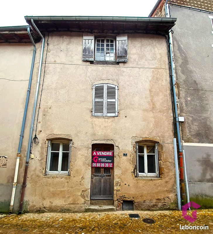 Maison 4 pièces 68 m² · à Vollore-Ville · 68 m² · 22 700 €