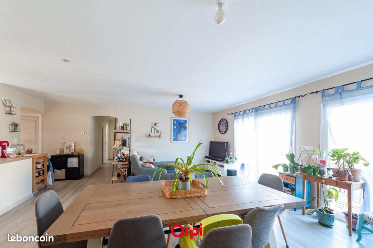 Maison 4 pièces 102 m² · à Saint-Christophe · 102 m² · 294 000 €