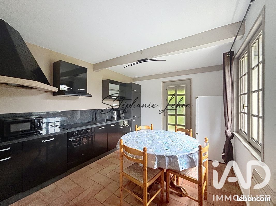 Maison 6 pièces 120 m² · à Belle-et-Houllefort · 120 m² · 445 000 €