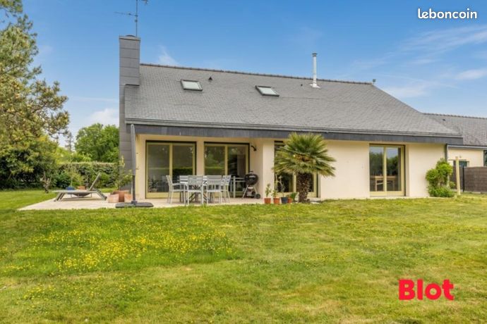 Maison 8 pièces 135 m²