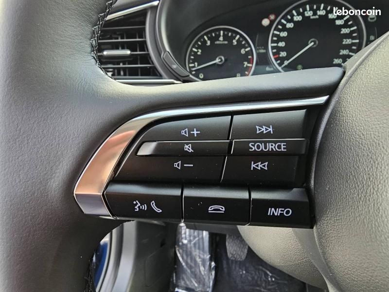 Mazda CX-30 2.5 e-SKYACTIV-G M-Hybrid 140ch Centre-Line 2025 (image 12)