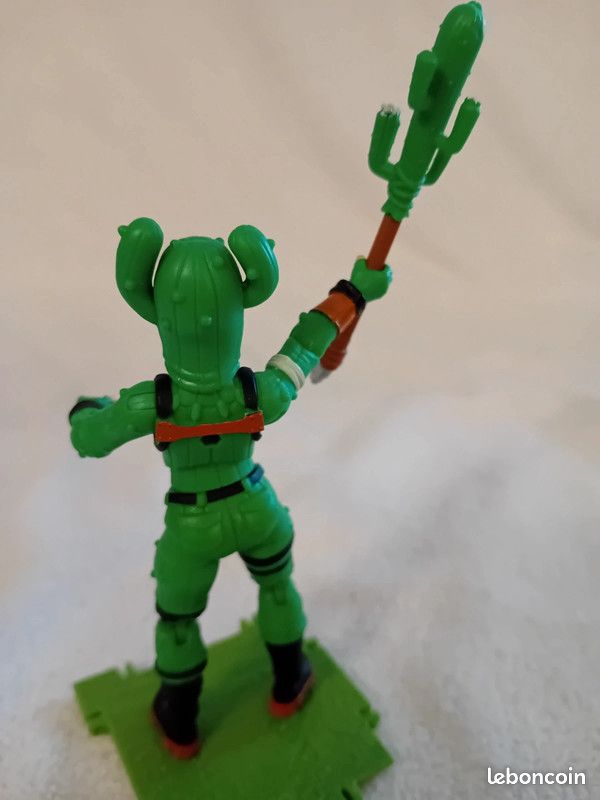 Fortnite Prickly Patroller figurine (image 2)