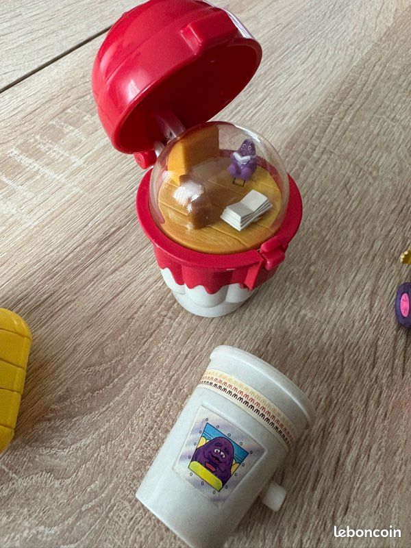 Gros Lot De 75 Jouets Anciens McDonald's Happy Meal - Collection Vintage