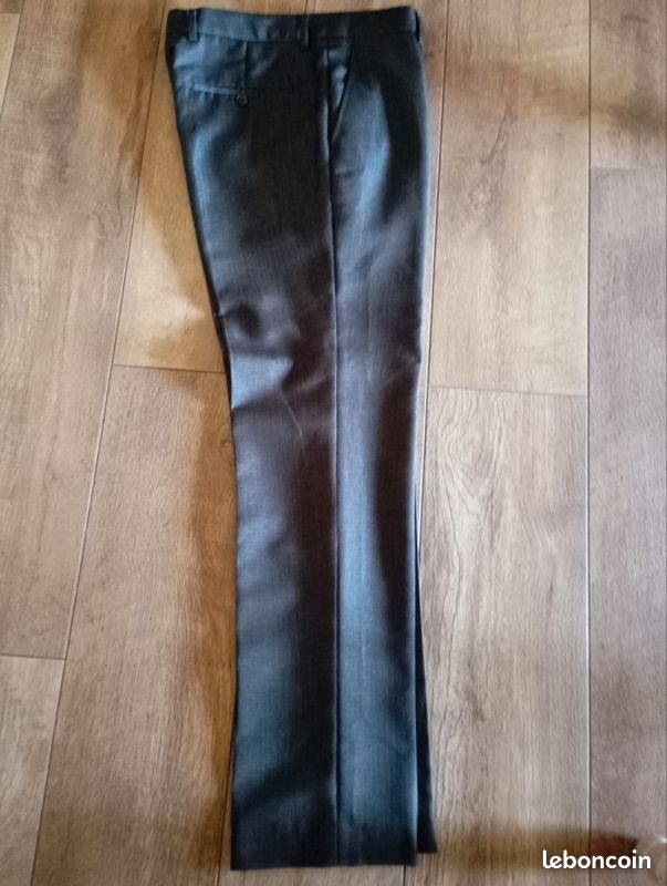 Costume (image 4)