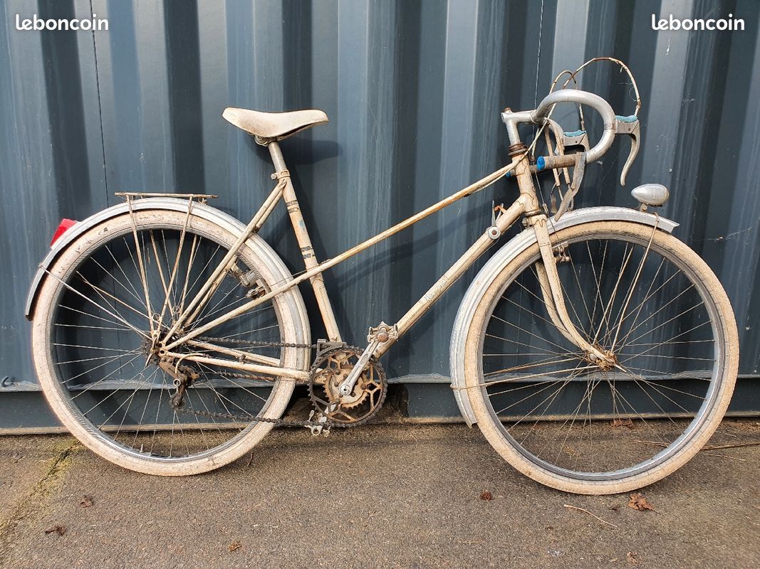 Vélo Ancien Hirondelle Randonneuse - Vintage, Cadre Acier, Occasion, France