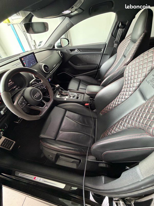 RS3 Berline - Apple CarPlay - DAZA - Panther Schwarz (image 3)