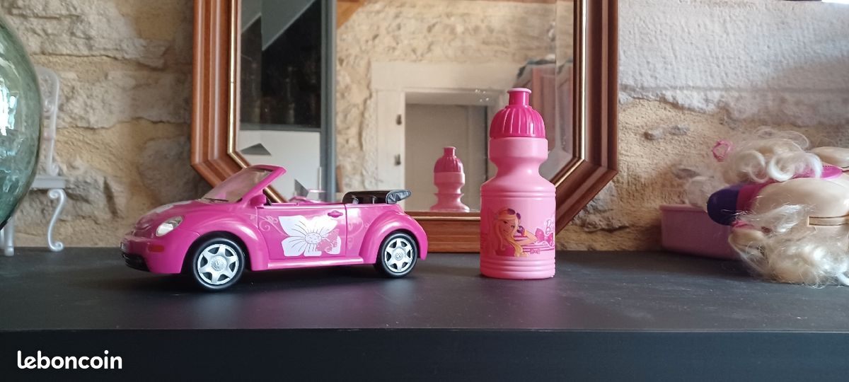 Voiture barbie Avec gourde (image 1)