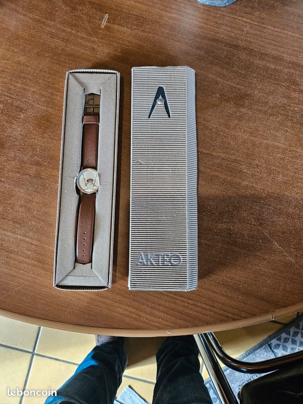 Montre Bijou ROCCOCO Quartz - Cadran Argenté, Bracelet Doré Acier Inoxydable - Neuf Avec étiquettes