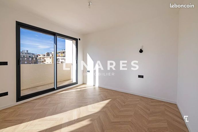 Duplex 5 pièces 120 m² — 10