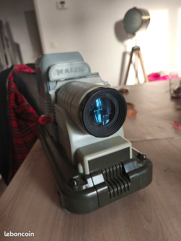 Projecteur Diapositives MALIK 220V - Testé OK Avec Valise - Complet - Occasion