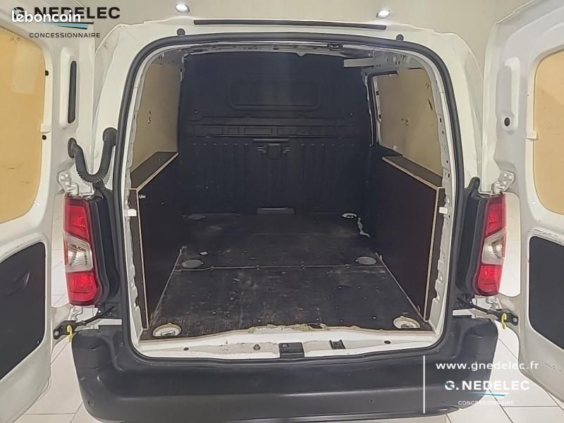 Peugeot Partner Standard 650kg BlueHDi 130ch S&S Asphalt EAT8 (image 9)