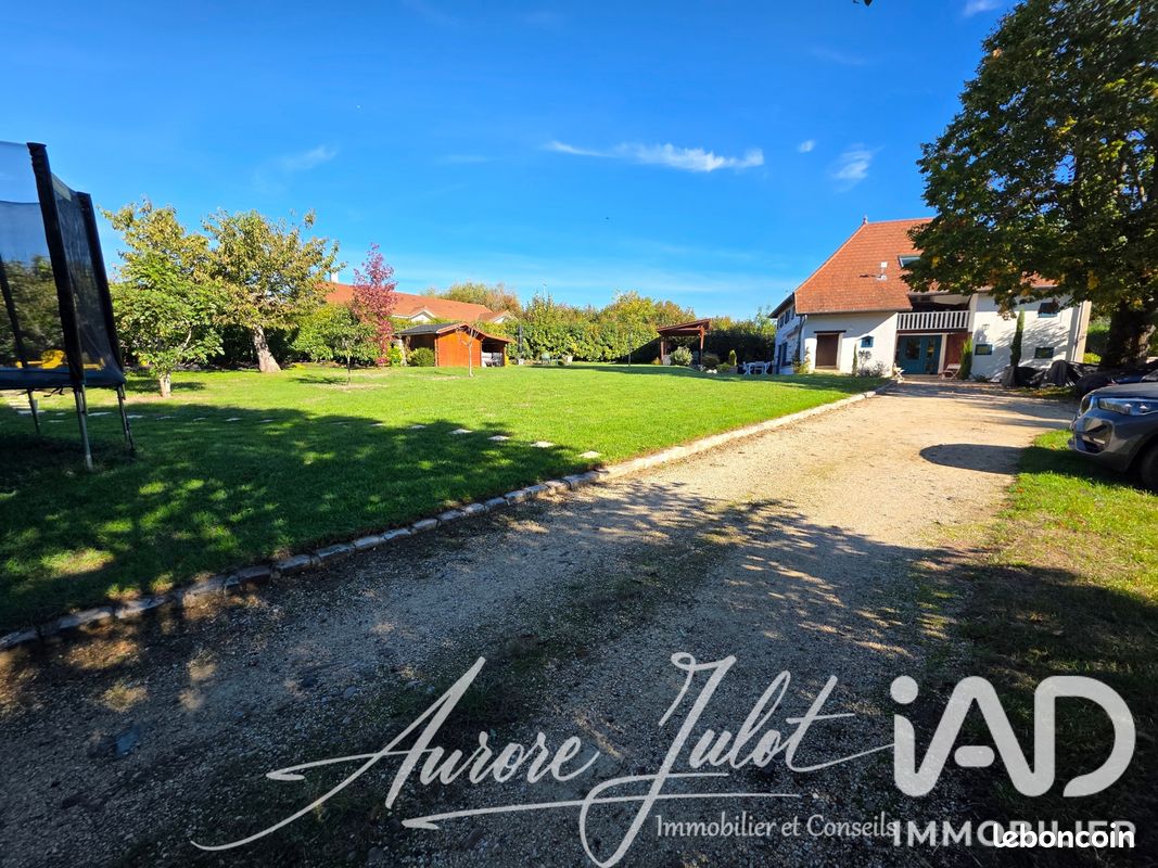Maison 5 pièces 160 m² · à Chélieu · 160 m² · 394 000 €