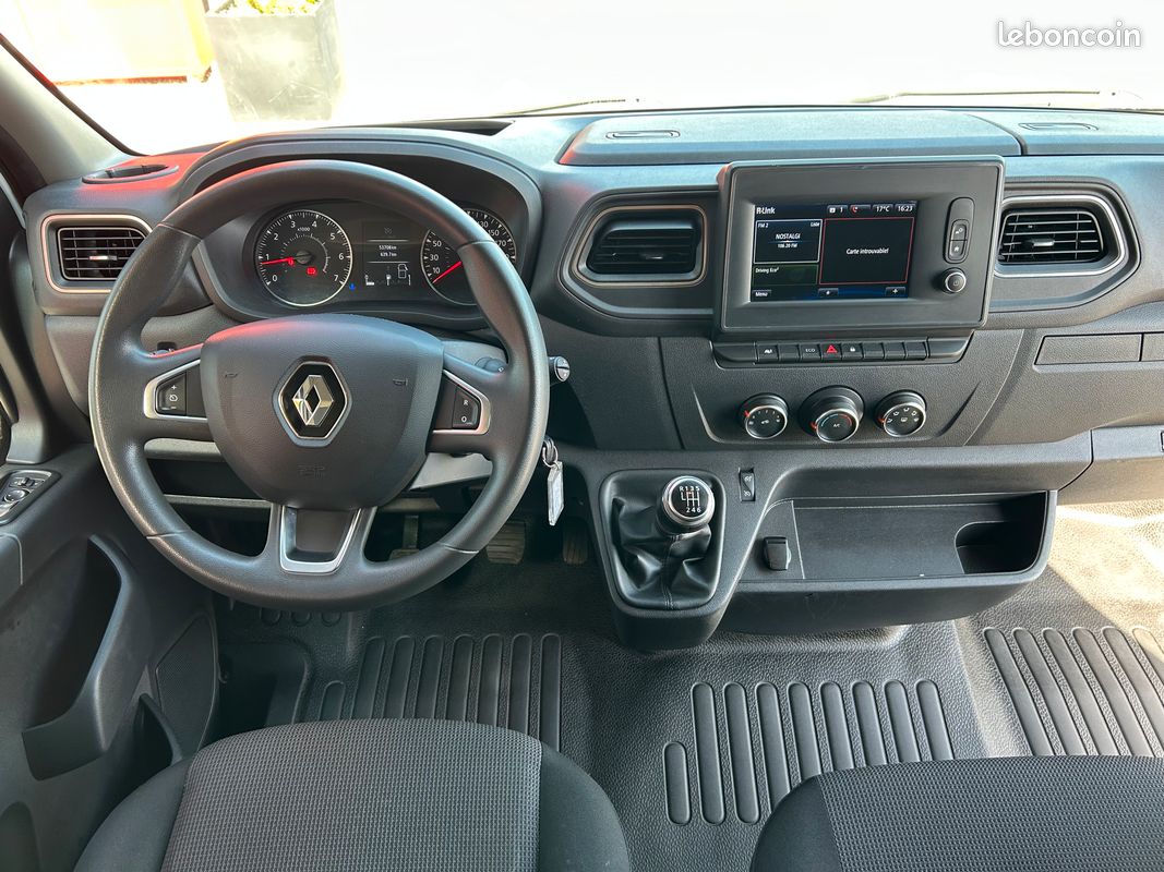 Renault Master FGN TRAC F3500 L2H2 DCI 135 GRAND CONFORT 16990 HT / 20388 TTC (image 4)