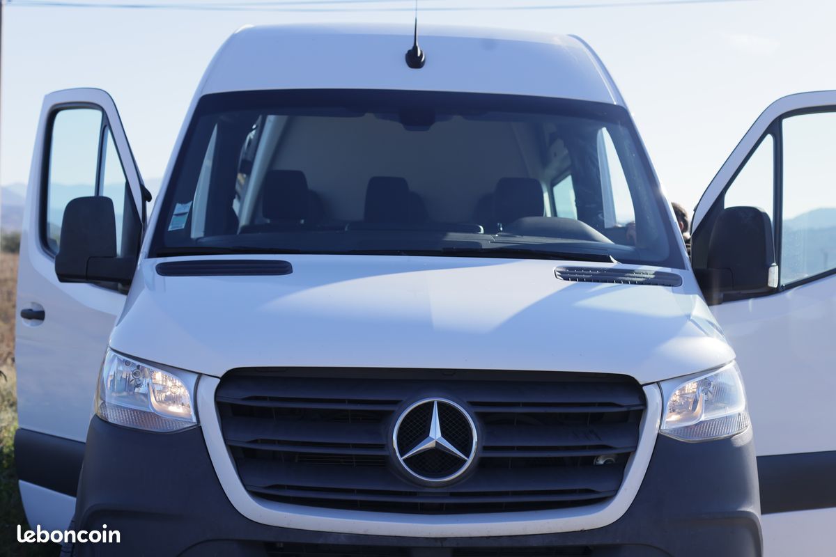 Sprinter 316 CDI Automatique 7G-TRONIC PLUS | FULL OPTIONS |6 Places CG| UTILITAIRE ↔ VAN AMÉNAGÉ (Plug & Play 5 min) | CT OK (image 2)