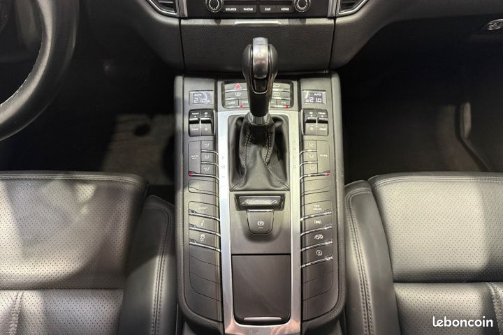 PORSCHE MACAN 3.0 GTS 360Ch - Attelage - Révision Récente - Garantie 12 mois (image 19)