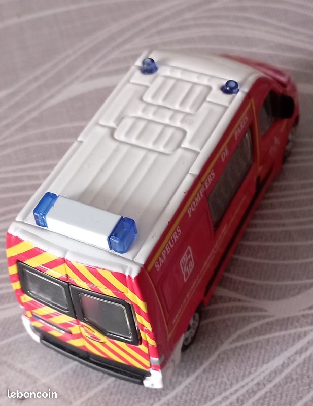 CAMION DE POMPIER RENAULT VI S180 Haute Savoie 1/43 $50.86 - CA