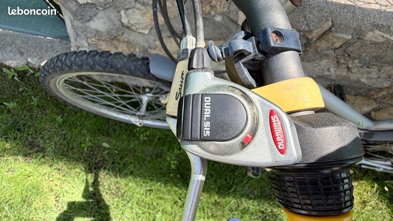 Vtt adulte (femme) cadre alu et équipement shimano (image 2)