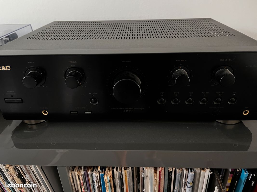 Ampli teac model a-r300 (image 2)