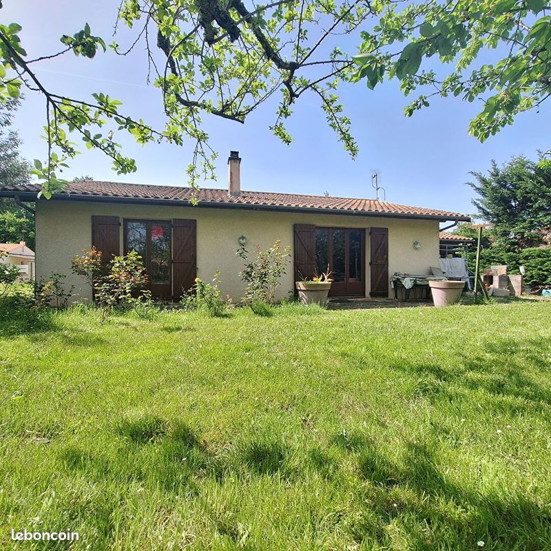 Maison 4 pièces 88 m² · à Lignan-de-Bordeaux · 88 m² · 242 000 €
