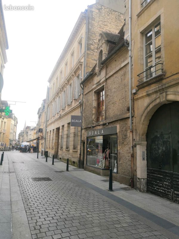 Appartement 1 pièce 25 m² · à Caen · 25 m² · 494 €