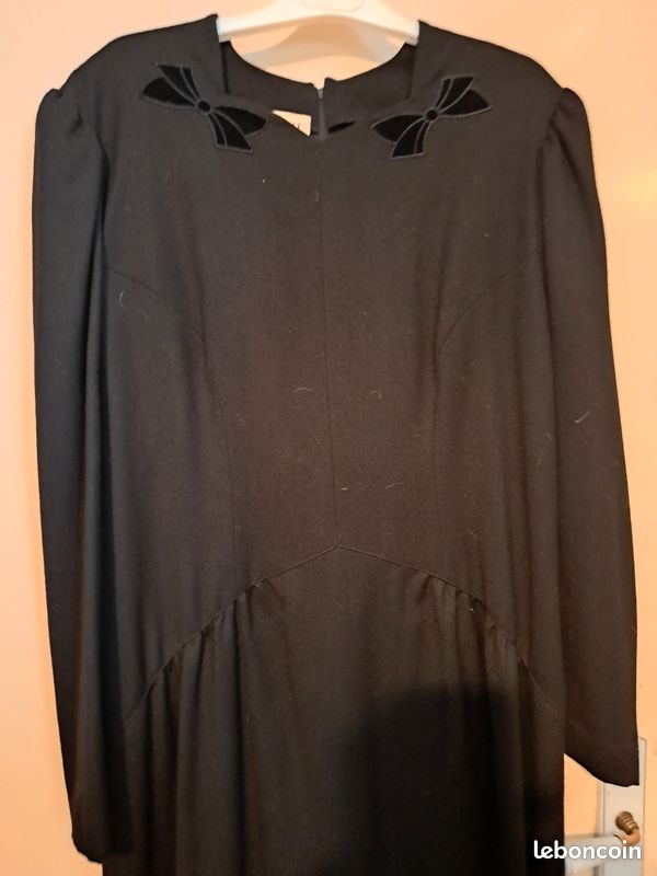 Robe femme très habillée laine / velours noir (image 2)