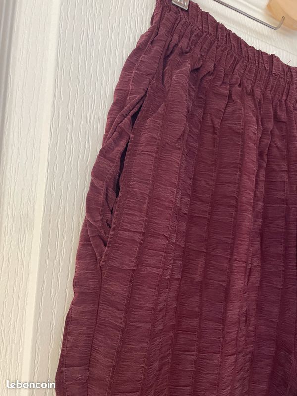 Pantalon léger bordeaux (image 3)