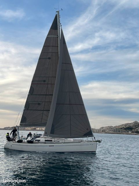 Dufour 34 Performance (image 1)