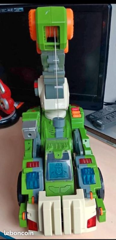 Robot xxl transformers vert (image 1)