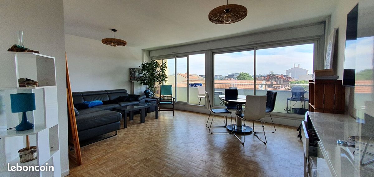 Appartement 2 pièces 65 m² · à Villeurbanne · 65 m² · 1 110 €