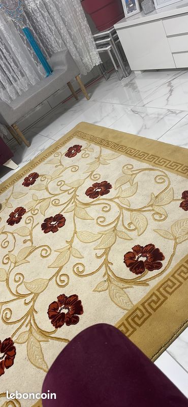 Tapis en laine (image 1)